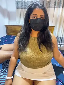 NOORA-GIRL online show from February 3, 2026, 2:21 am