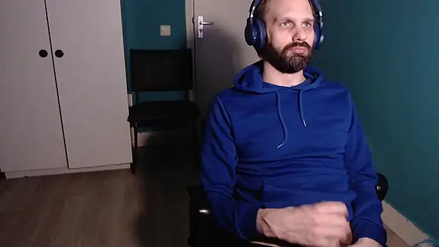 DreamyVibes online show from March 6, 2025, 11:42 pm