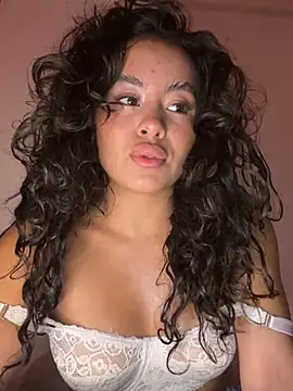 Marie Rose online show from December 5, 2024, 11:18 pm