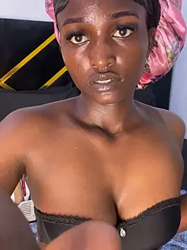 Curvixx online show from March 8, 2025, 4:01 am