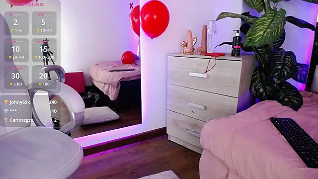 Camille jhonson online show from February 8, 2025, 1:44 pm