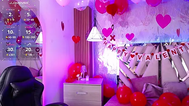 Snapshot of Camille_jhonson chatting on February 14, 2026, 10:23 am Camille jhonson online show from February 14, 2026, 10:23 am