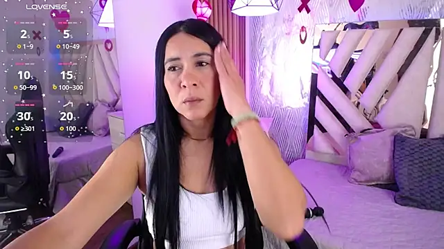 Snapshot of Camille_jhonson chatting on March 3, 2026, 10:10 am Camille jhonson online show from March 3, 2026, 10:10 am