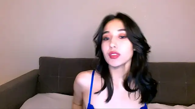 Snapshot of Li_noen chatting on December 15, 2024, 7:24 am Li noen online show from December 15, 2024, 7:24 am