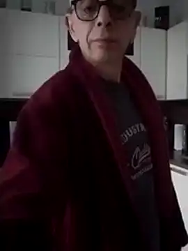 heitzer1072 online show from February 26, 2026, 6:23 am