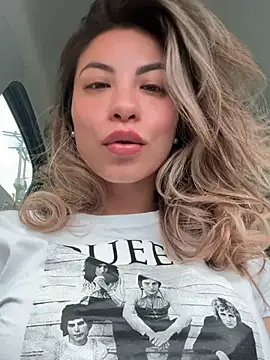 Karen San Miguel online show from January 26, 2025, 5:55 pm