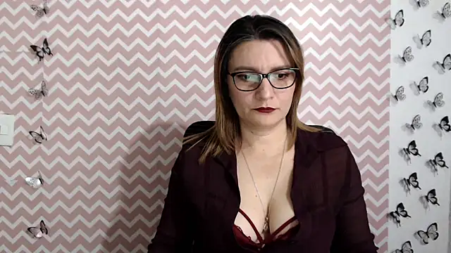 Amie Adams82  online show from January 31, 2025, 12:51 pm