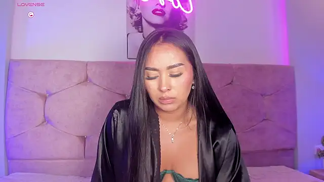 Cameliaa Smiith online show from March 21, 2025, 9:45 am