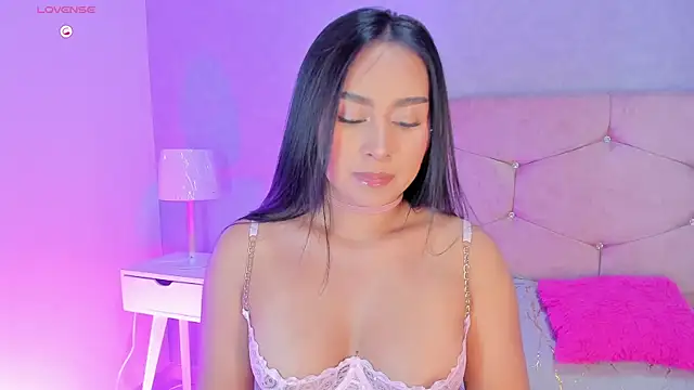 Cameliaa Smiith online show from October 16, 2025, 2:56 am