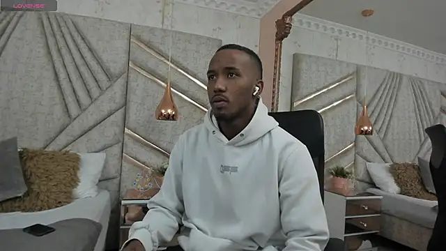 Snapshot of JamesParck chatting on January 15, 2025, 11:10 am JamesParck online show from January 15, 2025, 11:10 am