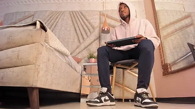 Snapshot of JamesParck chatting on February 23, 2025, 11:33 am JamesParck online show from February 23, 2025, 11:33 am