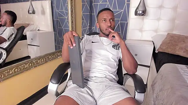 JamesParck online show from April 4, 2026, 10:18 pm