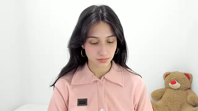 Snapshot of ericbana__ chatting on February 6, 2025, 3:16 am ericbana online show from February 6, 2025, 3:16 am