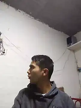 Snapshot of jperezofficial1 chatting on December 10, 2024, 5:39 am jperezofficial1 online show from December 10, 2024, 5:39 am