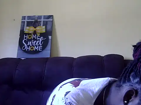 Sexy racy rebel  online show from February 22, 2025, 9:23 am