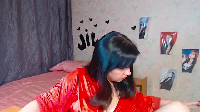 Snapshot of JillStevens chatting on September 10, 2025, 3:56 pm JillStevens online show from September 10, 2025, 3:56 pm