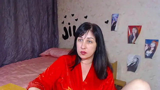 Snapshot of JillStevens chatting on September 11, 2025, 4:01 am JillStevens online show from September 11, 2025, 4:01 am
