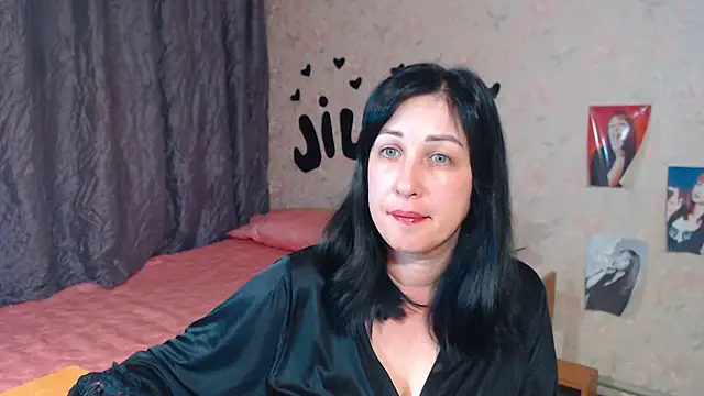 Snapshot of JillStevens chatting on October 1, 2025, 4:35 pm JillStevens online show from October 1, 2025, 4:35 pm
