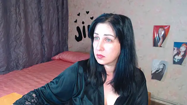 Snapshot of JillStevens chatting on October 6, 2025, 3:31 pm JillStevens online show from October 6, 2025, 3:31 pm