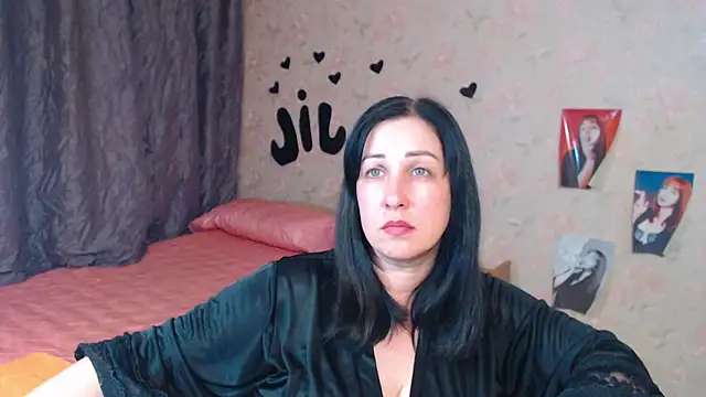 Snapshot of JillStevens chatting on October 13, 2025, 3:12 pm JillStevens online show from October 13, 2025, 3:12 pm