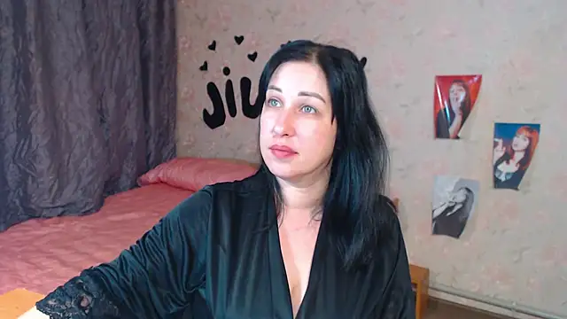 Snapshot of JillStevens chatting on October 14, 2025, 3:18 am JillStevens online show from October 14, 2025, 3:18 am