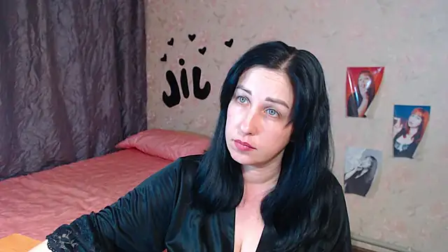 JillStevens online show from November 8, 2025, 5:12 pm