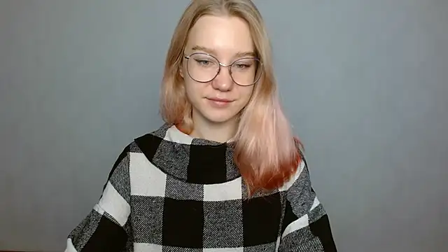 Snapshot of cindi_hot chatting on December 28, 2024, 9:31 am cindi hot online show from December 28, 2024, 9:31 am