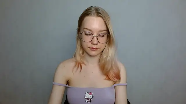 Snapshot of cindi_hot chatting on January 24, 2025, 9:28 am cindi hot online show from January 24, 2025, 9:28 am