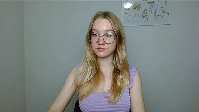 Snapshot of cindi_hot chatting on September 24, 2025, 9:12 am cindi hot online show from September 24, 2025, 9:12 am