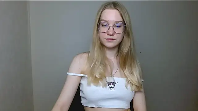 cindi hot online show from January 19, 2026, 2:21 pm