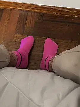 1ninefellababy online show from January 24, 2025, 6:35 pm