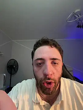 1ninefellababy online show from February 9, 2026, 4:44 pm