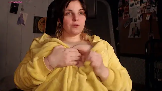 Saya sweet online show from February 12, 2026, 7:47 am