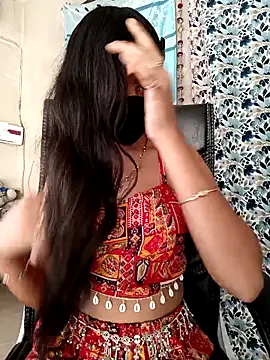 Parinaaz18 online show from September 9, 2025, 2:00 am