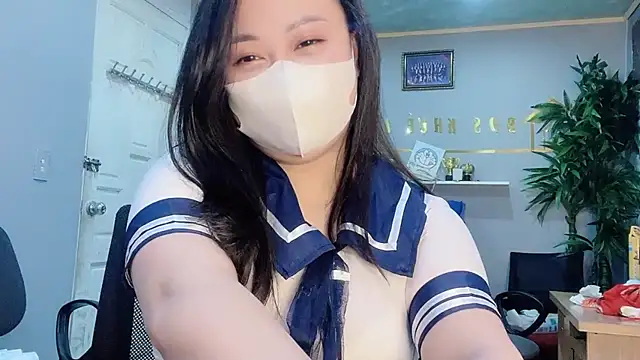 Bamboo Swetie online show from December 23, 2024, 3:23 pm