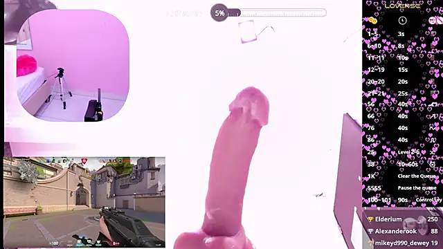 Trianna   online show from February 28, 2025, 4:42 pm