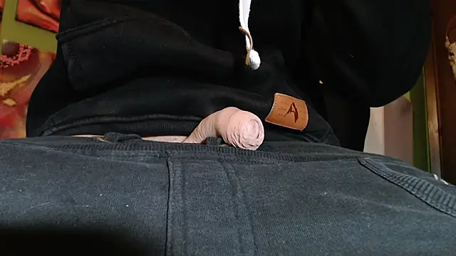 Snapshot of MASTERMONEY chatting on January 14, 2025, 11:48 pm MASTERMONEY online show from January 14, 2025, 11:48 pm