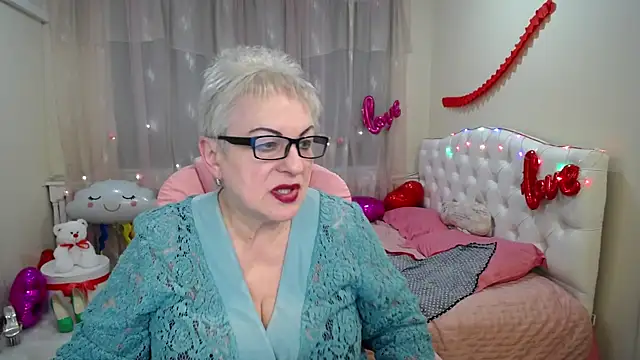 KayleSmoll online show from February 27, 2025, 4:52 am