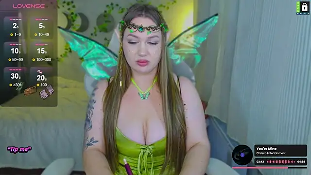 -LinaLove- online show from October 30, 2025, 8:09 pm