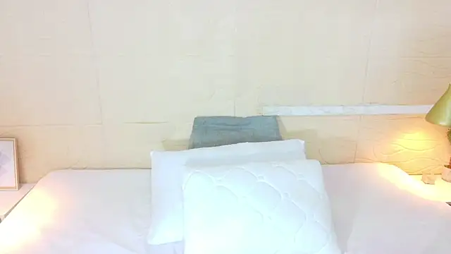 Snapshot of Shamiraa_moore chatting on October 20, 2025, 8:20 pm Shamiraa moore online show from October 20, 2025, 8:20 pm