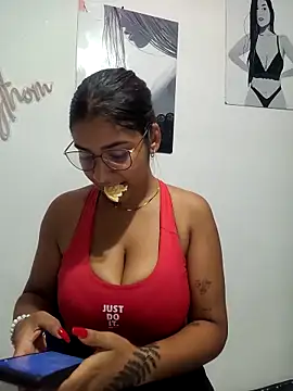 Sofythom1 online show from October 24, 2025, 1:46 am