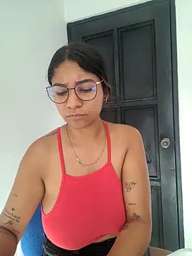 Sofythom1 online show from December 14, 2025, 8:02 pm