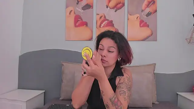 MarianaSanz online show from March 21, 2026, 1:37 pm