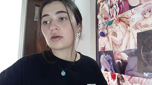 Nylaahh  online show from October 12, 2025, 7:46 pm