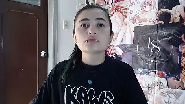 Nylaahh  online show from October 17, 2025, 7:16 pm