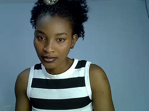 cute-alexis online show from September 15, 2025, 11:32 am