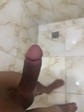 novinho23 RJ online show from April 6, 2026, 10:44 pm