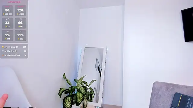 Hannaos online show from March 17, 2025, 6:21 pm