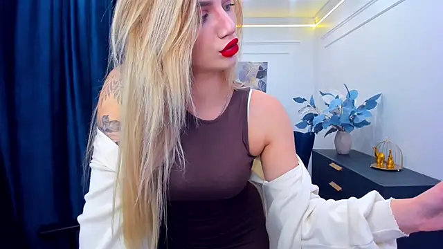 SelenaeMoore online show from September 18, 2025, 3:52 am