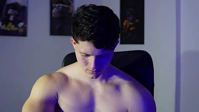 Hazzan Velez online show from December 22, 2025, 11:24 pm